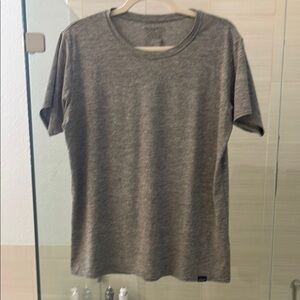 Patagonia Gray Capilene Cool Daily Shirt XL